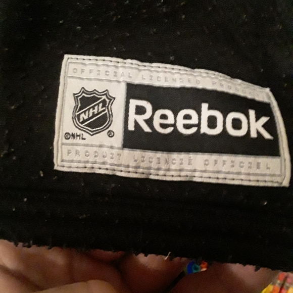 Reebok/NHL/Pittsburgh Penguins Unisex Medium Hooded Jersey - Picture 12 of 16